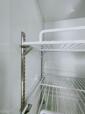 Регулируемое промышленное холодильное оборудование с двойной герметикой подушки безопасности и универсальными колесами высокой прочности 9