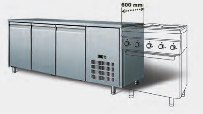 SS304 Промышленное холодильное оборудование с воздушным охлаждением для трехдверного рабочего стола